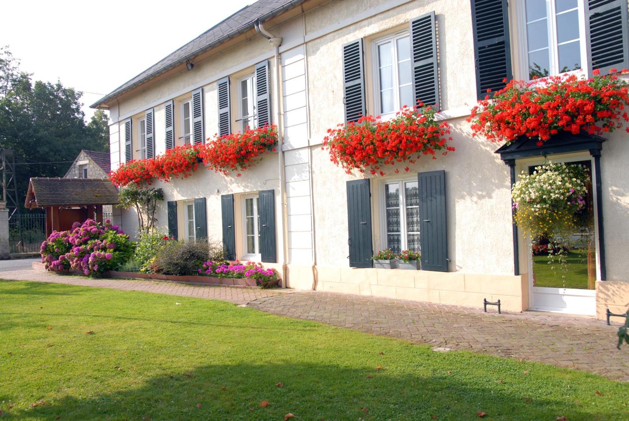 Hostellerie De Pavillon Saint-Hubert Gouvieux Eksteriør billede