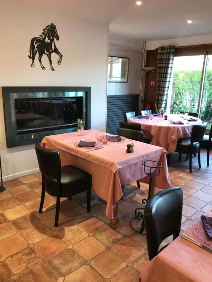 Hostellerie De Pavillon Saint-Hubert Gouvieux Eksteriør billede