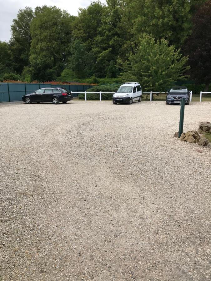 Hostellerie De Pavillon Saint-Hubert Gouvieux Eksteriør billede